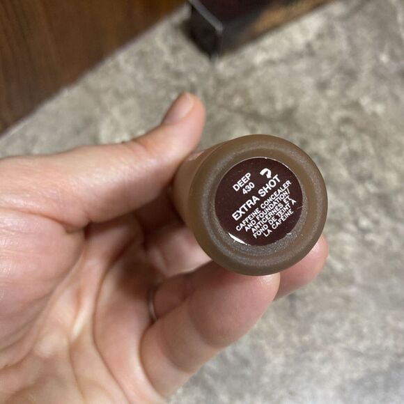 Marc Jacobs Cafe Extra Shot Caffeine Concealer & Foundation Deep 430 - Picture 3 of 4